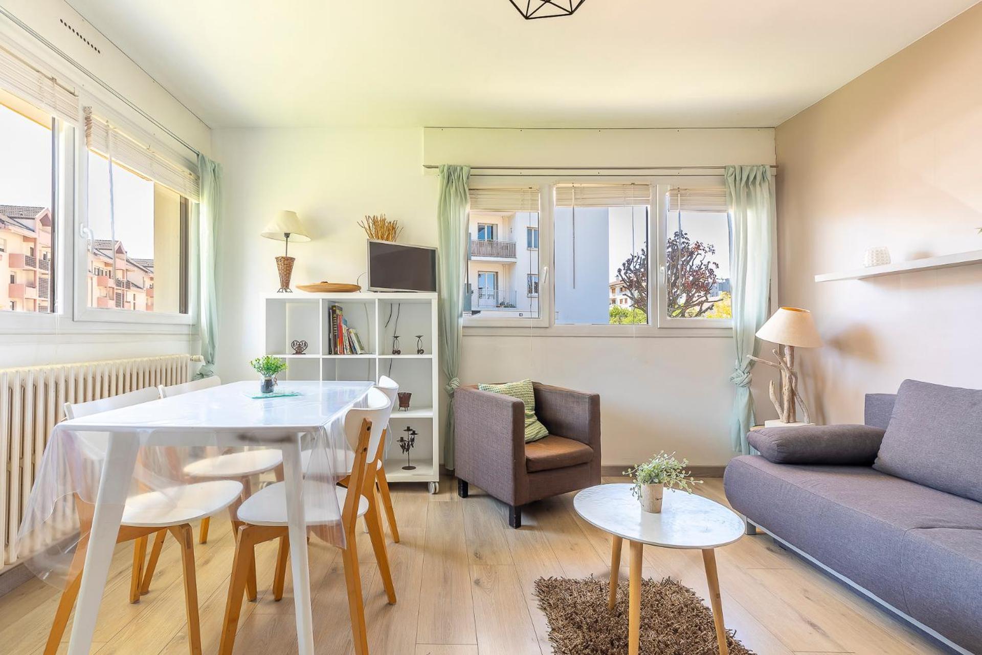 Appart Cosy Annecy Parking Et Velos Gratuit Екстериор снимка